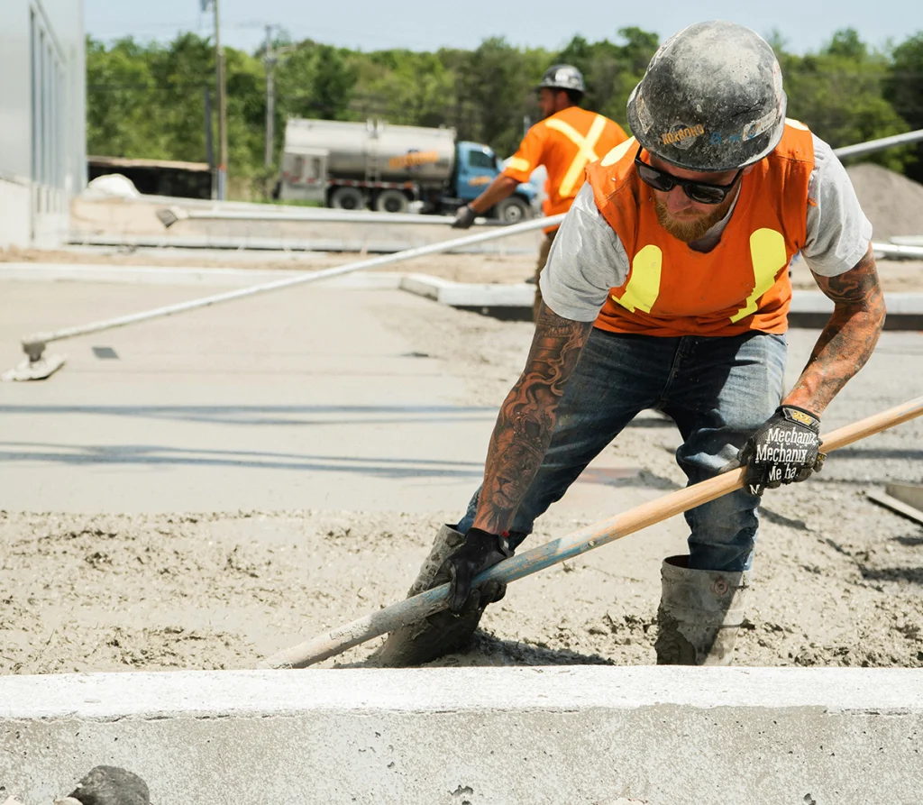 Calor como riesgo laboral en trabajo físico: guía para trabajadores